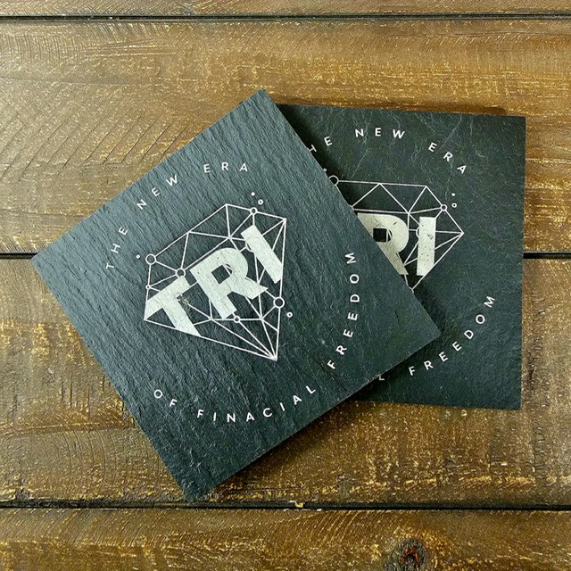 Zweier-Set Trillant-Untersetzter aus Schiefer